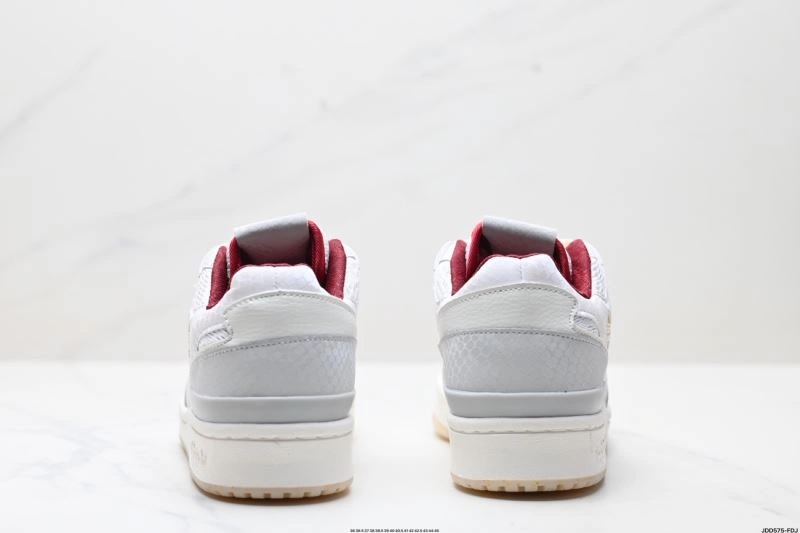 WellDesigned Adidas Forum Shoes 645