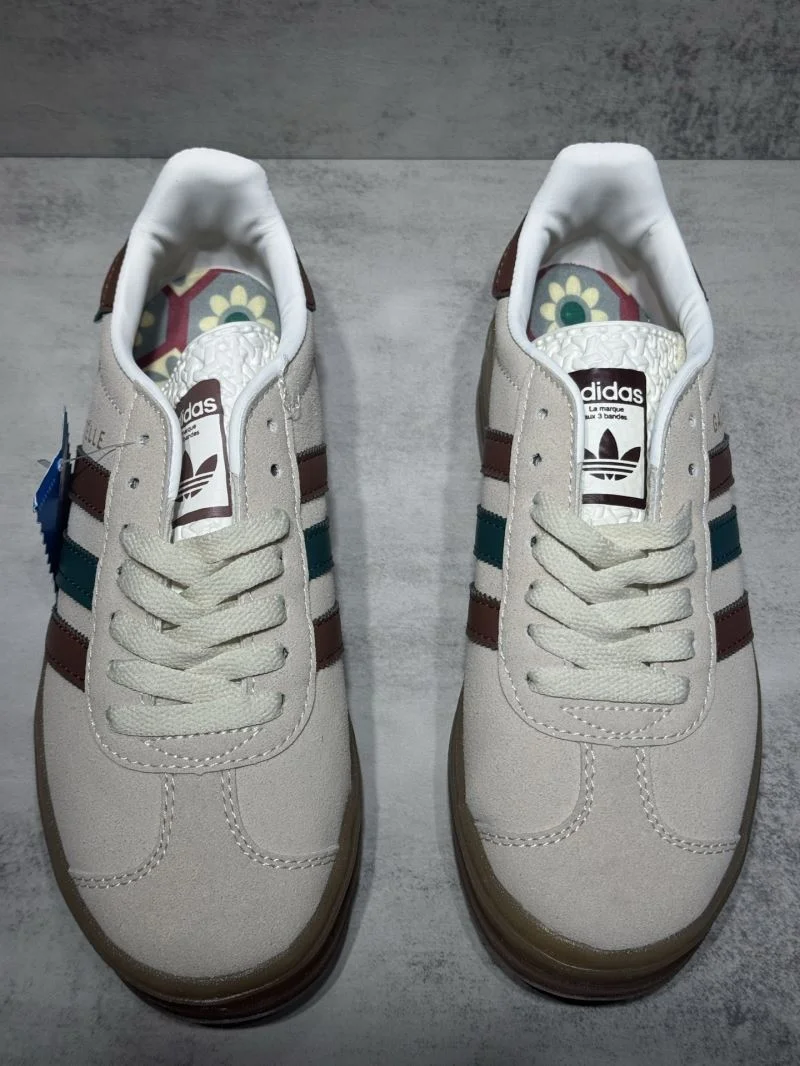 Supportive Adidas Gazelle Shoes 16197