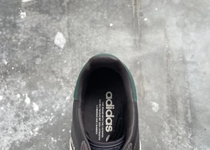EasyCare Adidas Gazelle Shoes 16122