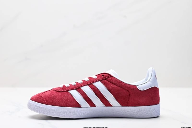 Sleek Adidas Gazelle Shoes 1449