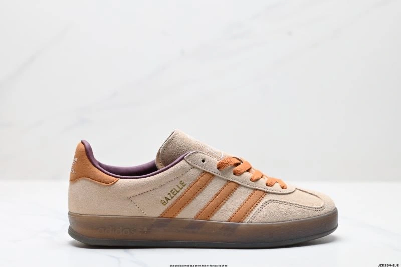AllSeason Adidas Gazelle Shoes 1424
