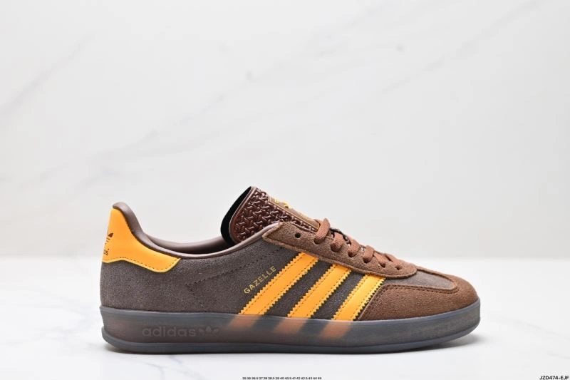 Compact Adidas Gazelle Shoes 1428