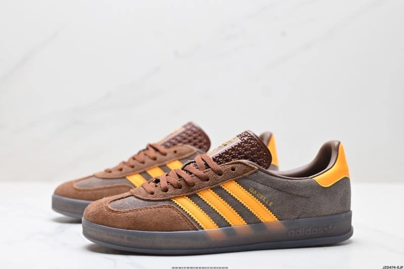 Compact Adidas Gazelle Shoes 1428