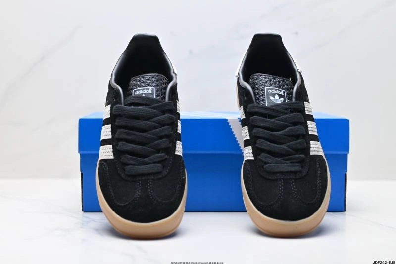 Adidas Gazelle Shoes SmoothTexture 1427