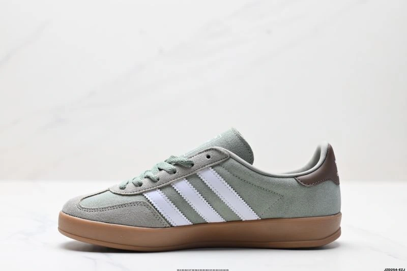 Cozy Adidas Gazelle Shoes 1440