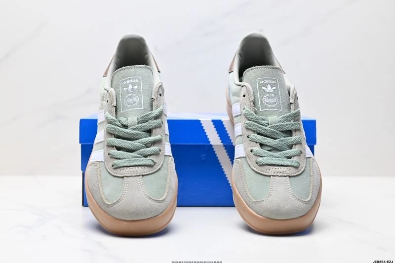 Cozy Adidas Gazelle Shoes 1440