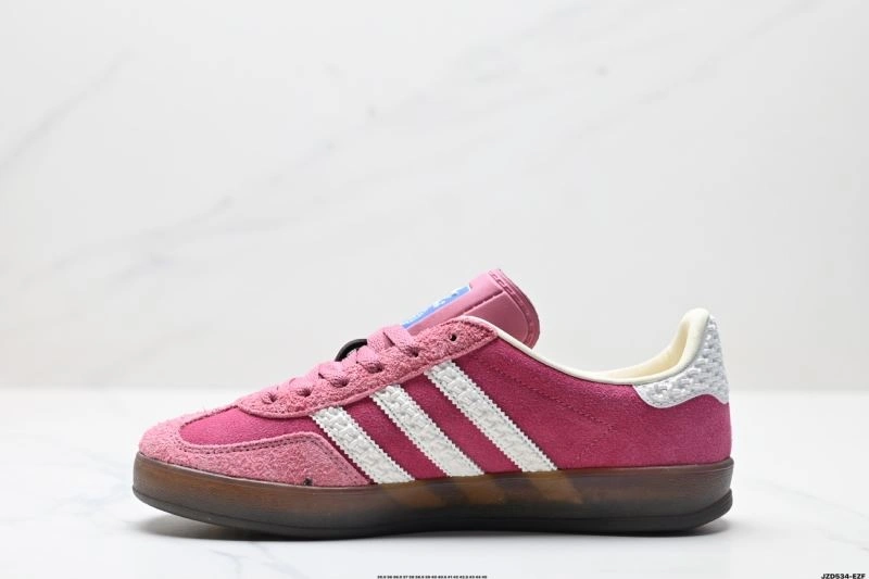 SmoothTexture Adidas Gazelle Shoes 1406