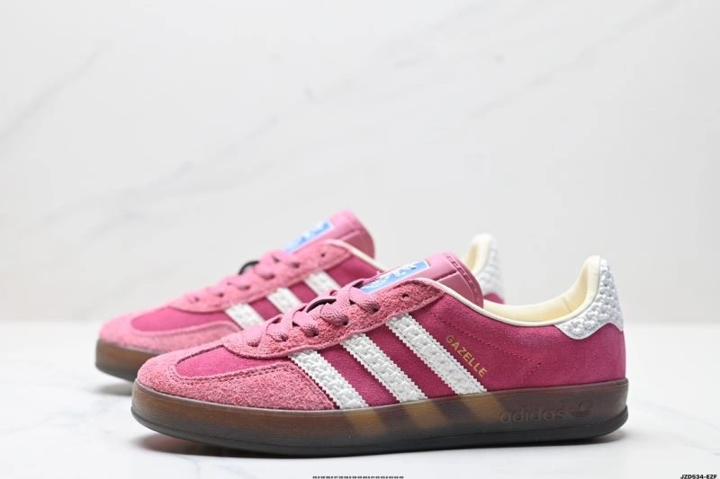 SmoothTexture Adidas Gazelle Shoes 1406