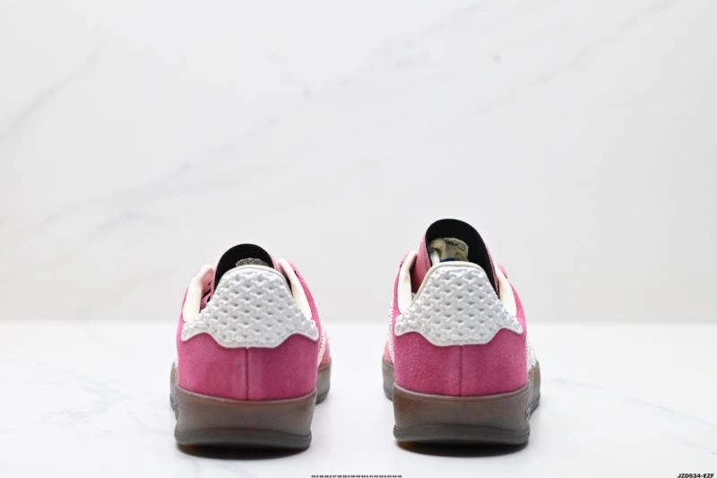 SmoothTexture Adidas Gazelle Shoes 1406