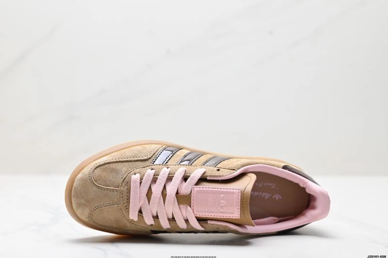 Adidas Gazelle Shoes Seasonal 1448