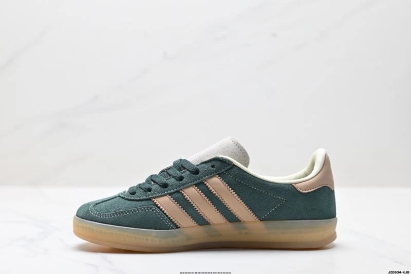 ComfortFit Adidas Gazelle Shoes 1390