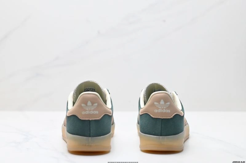 ComfortFit Adidas Gazelle Shoes 1390