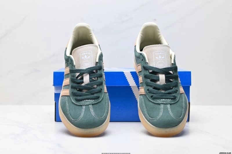 ComfortFit Adidas Gazelle Shoes 1390