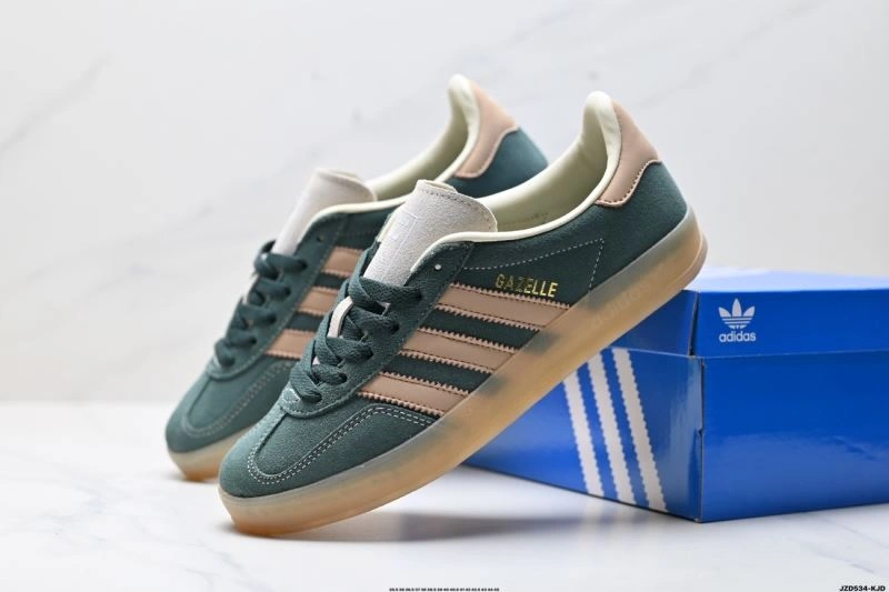 ComfortFit Adidas Gazelle Shoes 1390