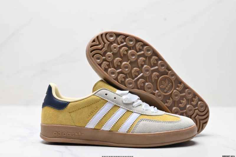 Tailored Adidas Gazelle Shoes 660