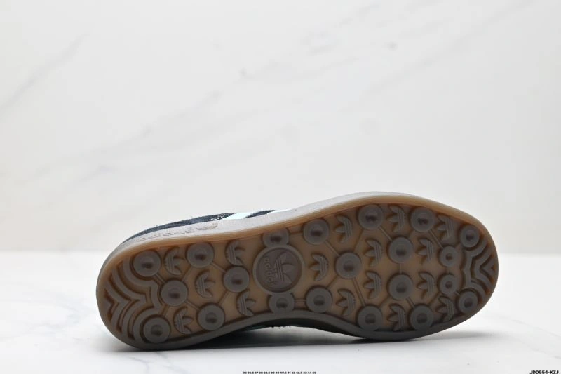 TechFriendly Adidas Gazelle Shoes 654