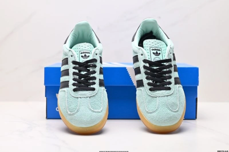 Classic Adidas Gazelle Shoes 637