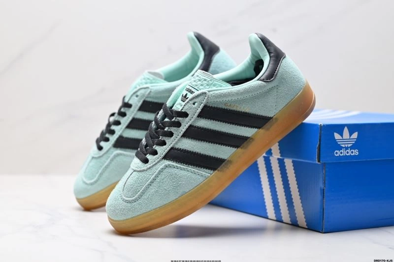 Classic Adidas Gazelle Shoes 637