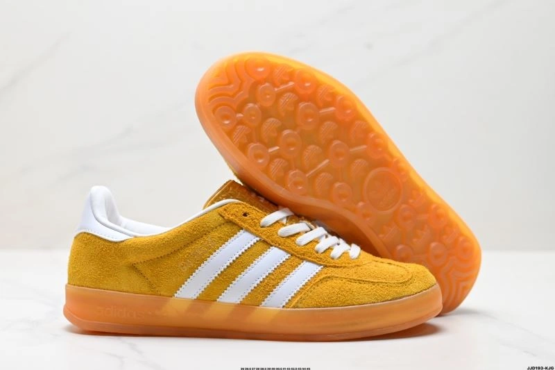 Adidas Gazelle Shoes Chic 632
