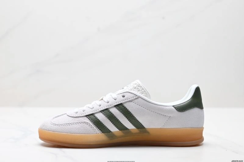 Adidas Gazelle Shoes Seasonal 624