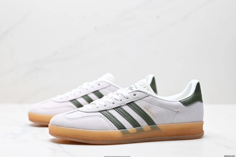 Adidas Gazelle Shoes Seasonal 624