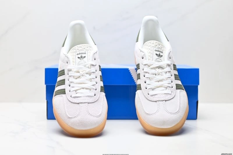 Adidas Gazelle Shoes Seasonal 624