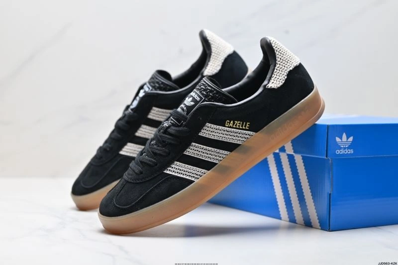 Adidas Gazelle Shoes Packable 621