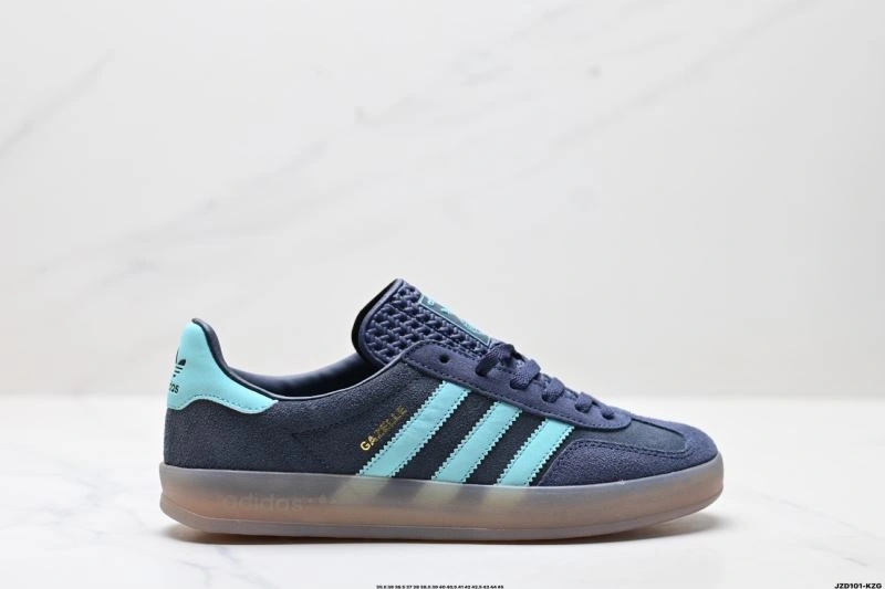RelaxedFit Adidas Gazelle Shoes 610