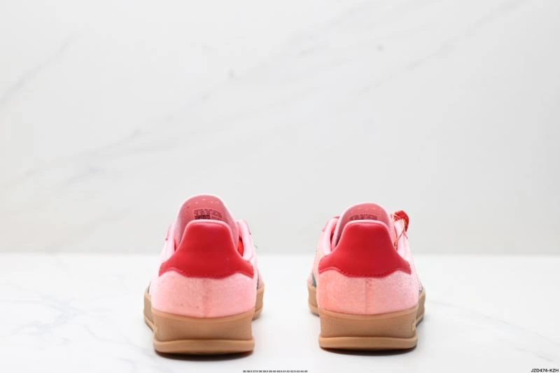 Cozy Adidas Gazelle Shoes 606