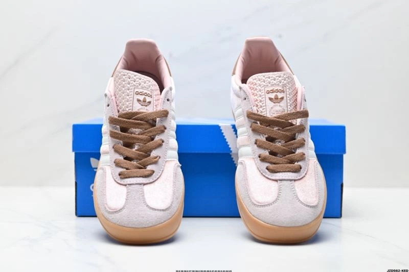 Adidas Gazelle Shoes Flexible 681