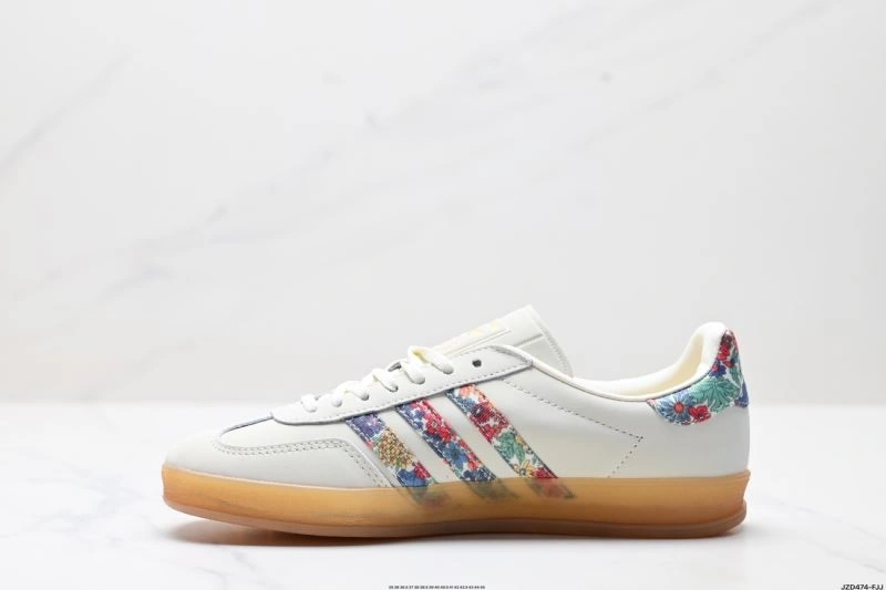OnTrend Adidas Gazelle Shoes 670