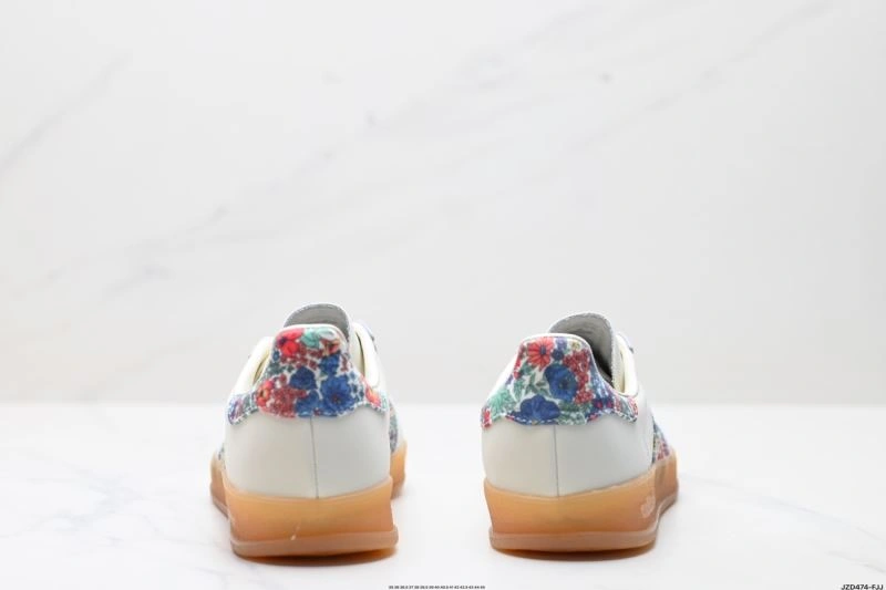 OnTrend Adidas Gazelle Shoes 670