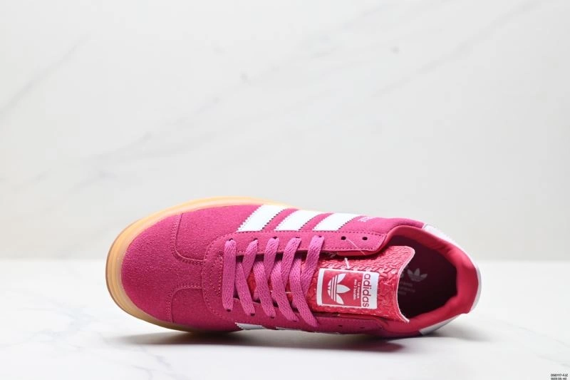 AllSeason Adidas Gazelle Shoes 599