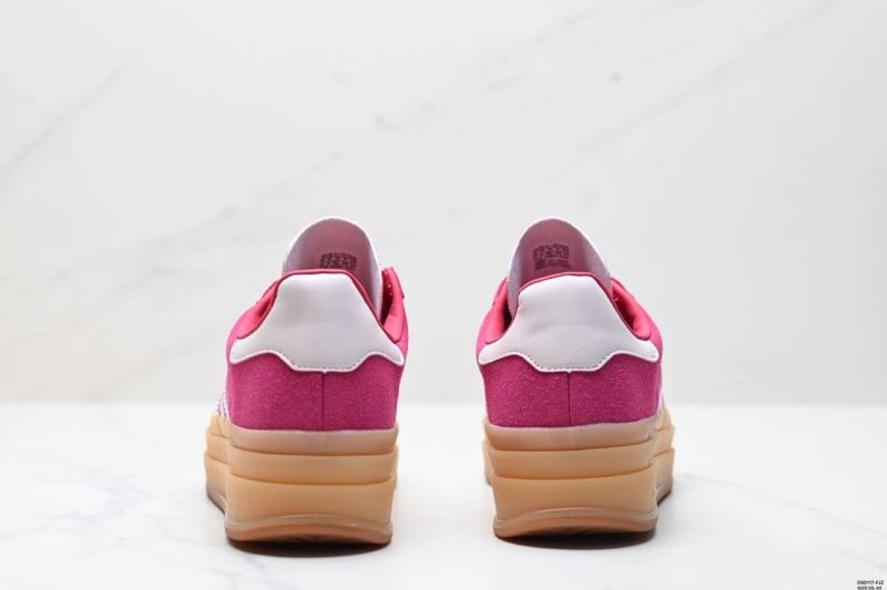 AllSeason Adidas Gazelle Shoes 599