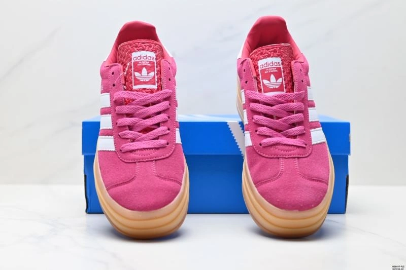 AllSeason Adidas Gazelle Shoes 599