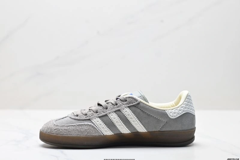 FlexibleFit Adidas Gazelle Shoes 581