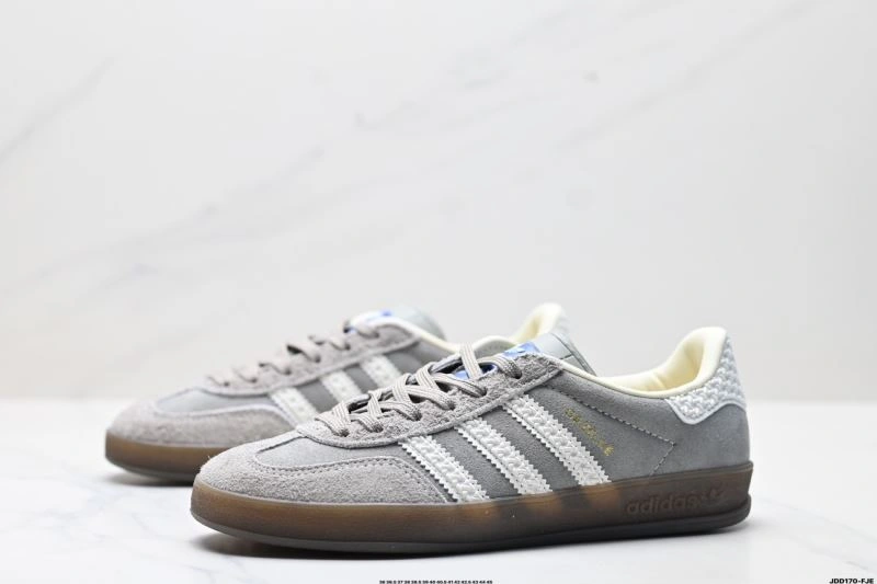 FlexibleFit Adidas Gazelle Shoes 581