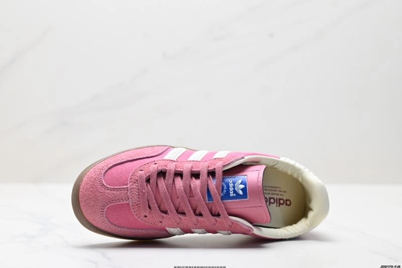 Functional Adidas Gazelle Shoes 580