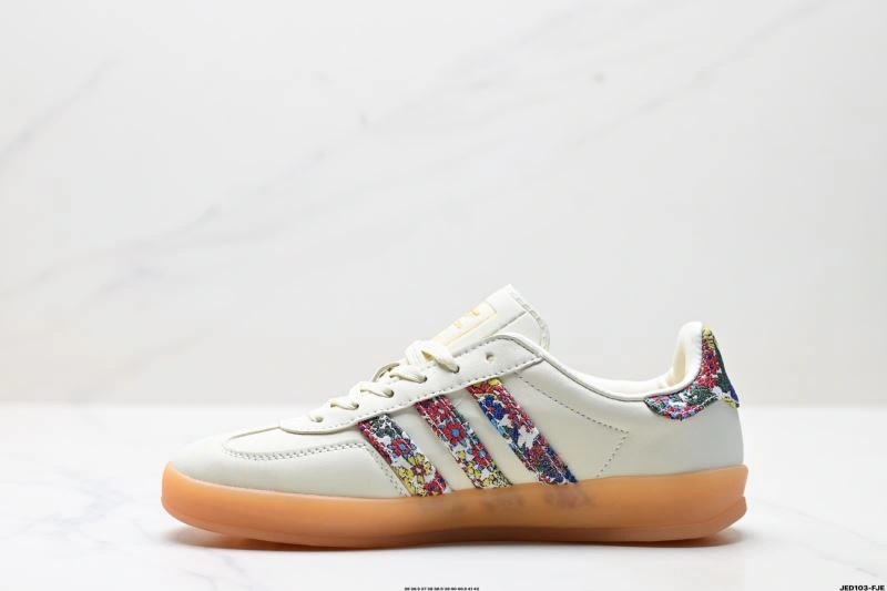 MultiPurpose Adidas Gazelle Shoes 569