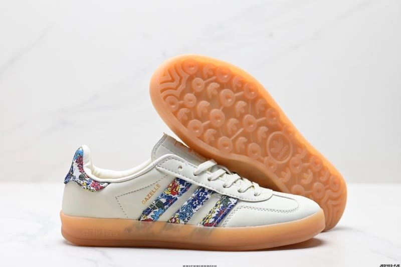 MultiPurpose Adidas Gazelle Shoes 569