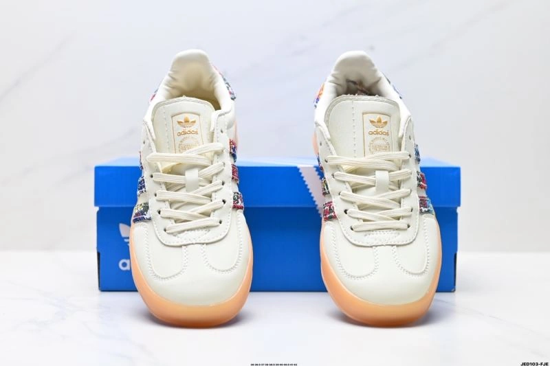 MultiPurpose Adidas Gazelle Shoes 569
