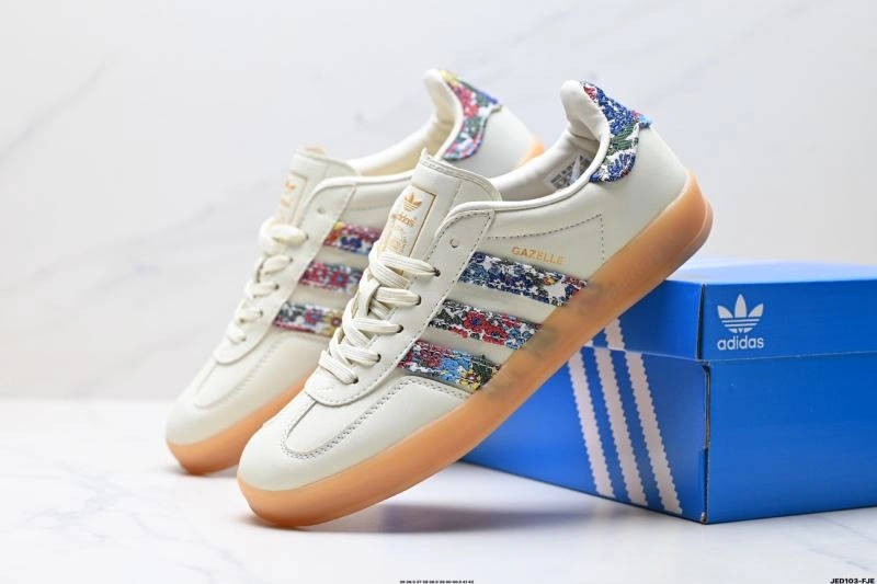 MultiPurpose Adidas Gazelle Shoes 569