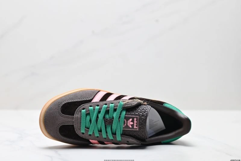 Reliable Adidas Gazelle Shoes 596