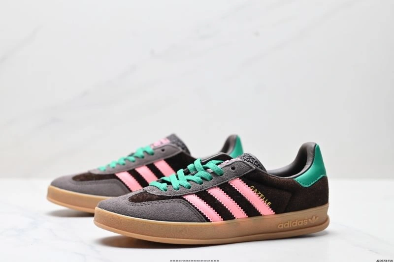 Reliable Adidas Gazelle Shoes 596