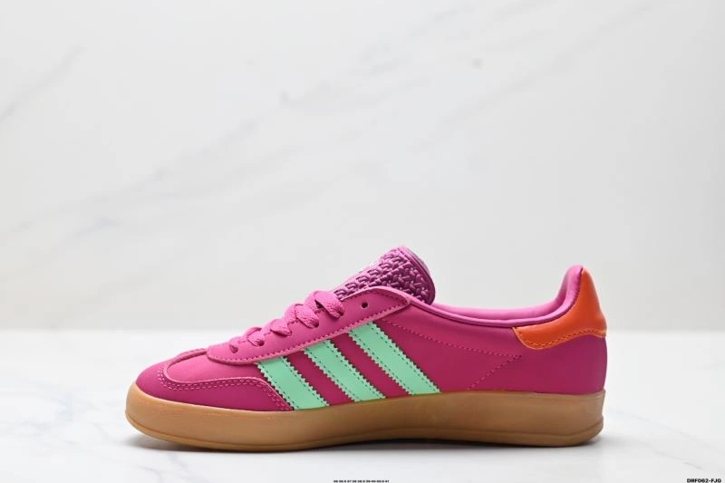 Adidas Gazelle Shoes Lightweight 556