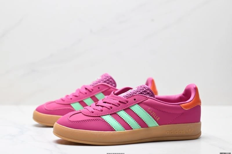 Adidas Gazelle Shoes Lightweight 556