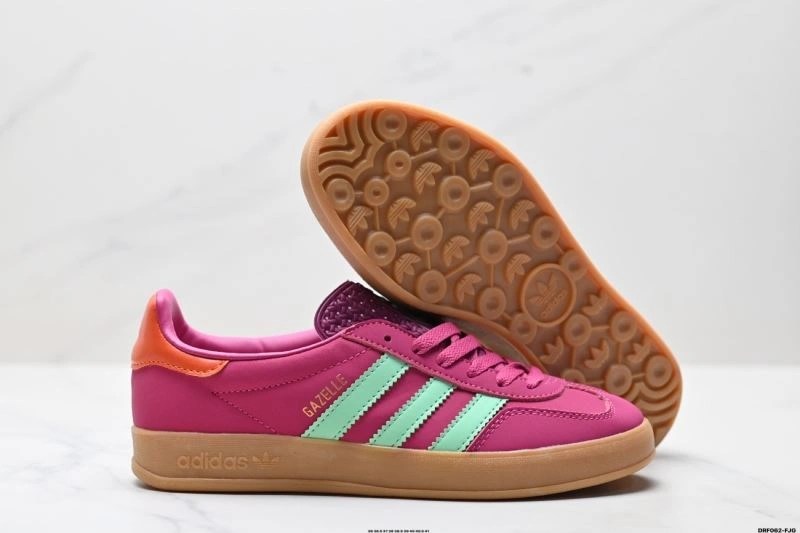 Adidas Gazelle Shoes Lightweight 556