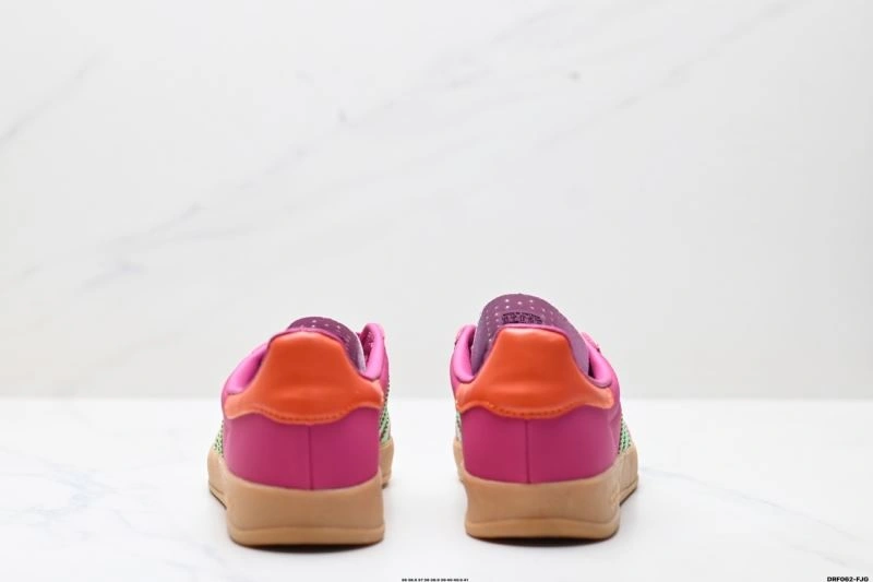 Adidas Gazelle Shoes Lightweight 556