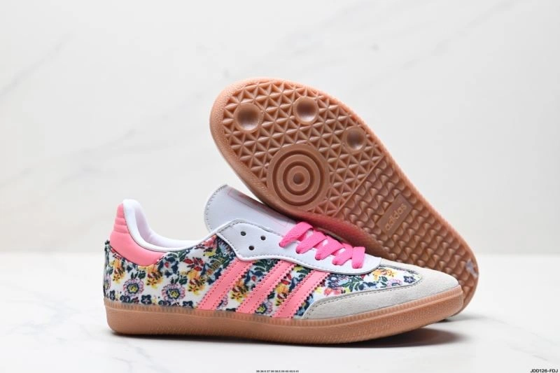 Adidas Gazelle Shoes TimelessDesign 562