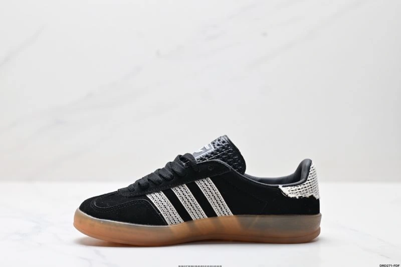 Adidas Gazelle Shoes Practical 564